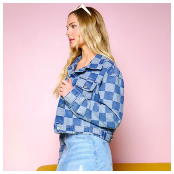 39 Checkered Button Up Crop Denim Jean Jacket - Picture 2 of 6